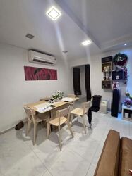 Blk 209 Bukit Batok Street 21 (Bukit Batok), HDB 4 Rooms #533939751